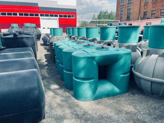 Прямоугольный бак для воды 1000 л