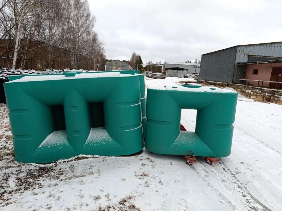 Прямоугольный бак для для воды 2000 л