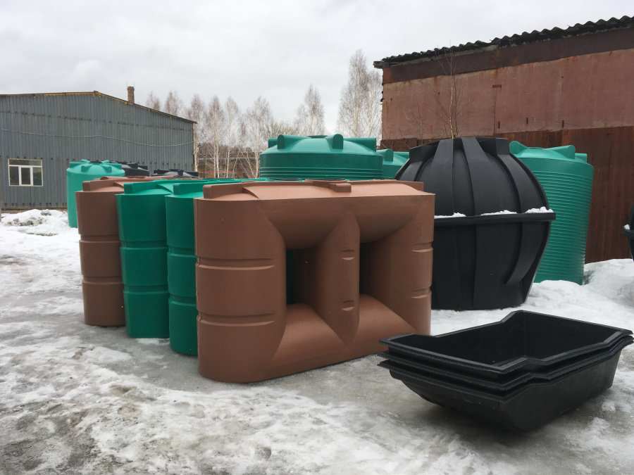 Прямоугольный бак для для воды 2000 л