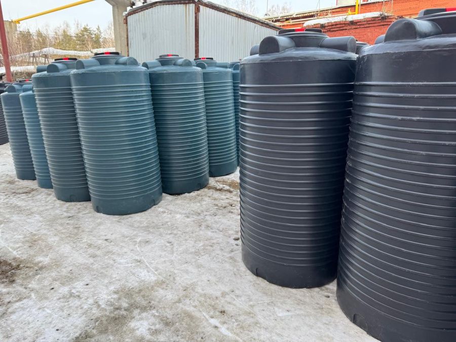 Пластиковая емкость для воды 750 л